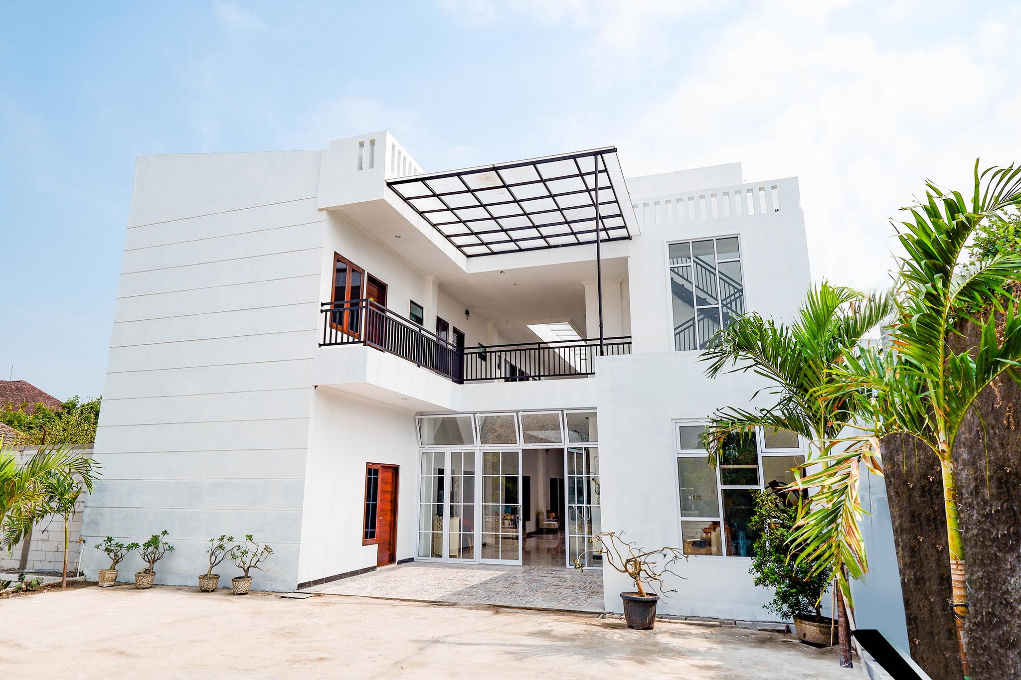 Oyo 1611 Four D'Home Surakarta (Solo) Exterior foto