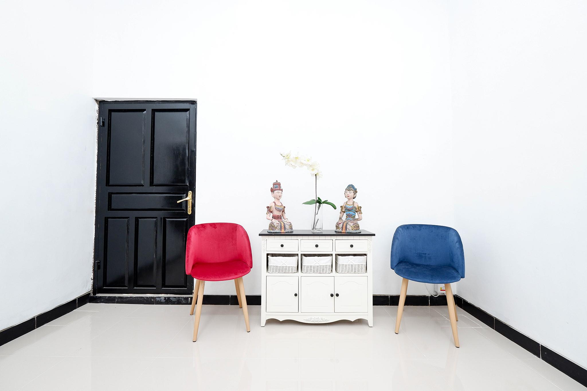 Oyo 1611 Four D'Home Surakarta (Solo) Exterior foto