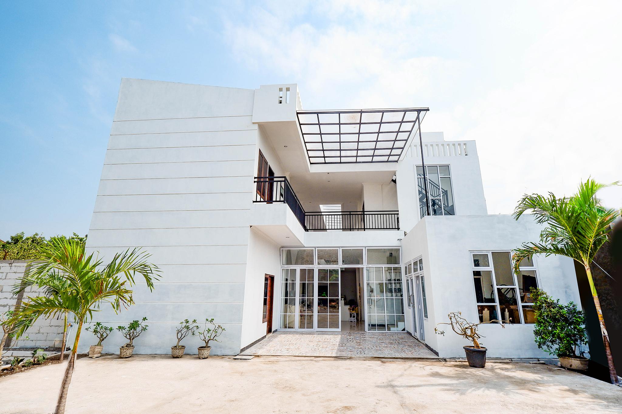 Oyo 1611 Four D'Home Surakarta (Solo) Exterior foto